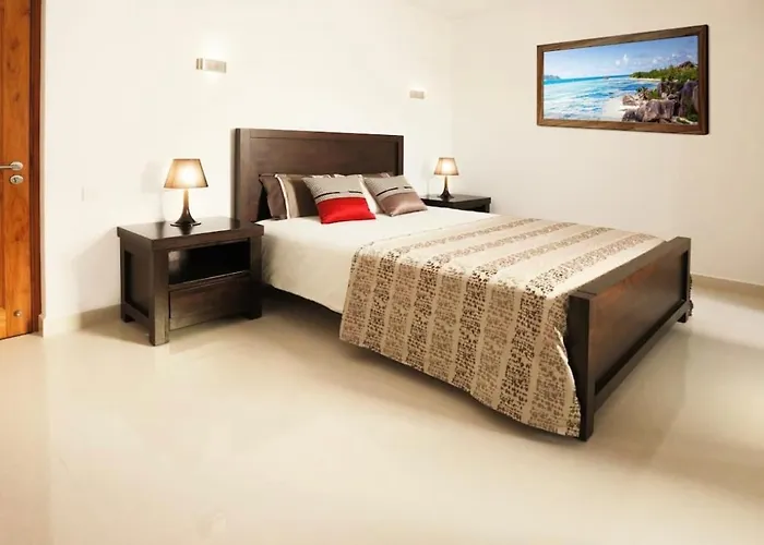 Villa Cliffhanger Mountain With Private Pools Misere